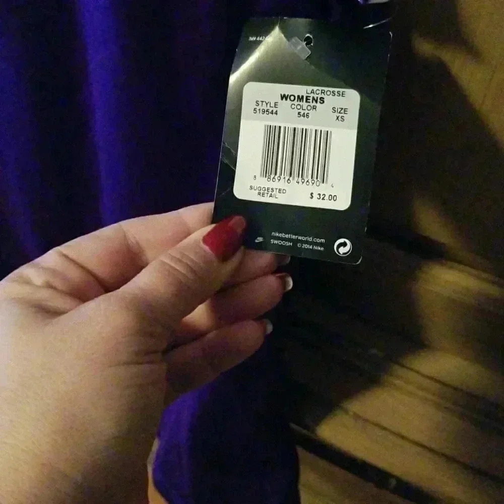 Purple Nike tank - Picture 2 of 3